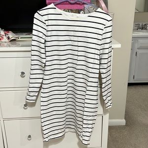 Striped curvy dress